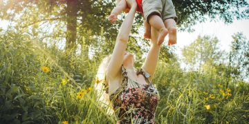 The Ultimate Guide to Dressing Your Baby for Different Seasons