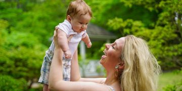 Traveling with a Newborn: Essential Tips and Packing Guide for Stress-Free Adventures