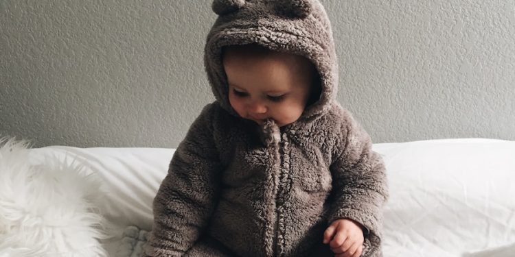 A Guide to Dressing Your Baby for Different Seasons A Guide to Dressing Your Baby for Different Seasons